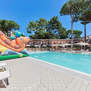 Poggio Dei Pini Aparthotel